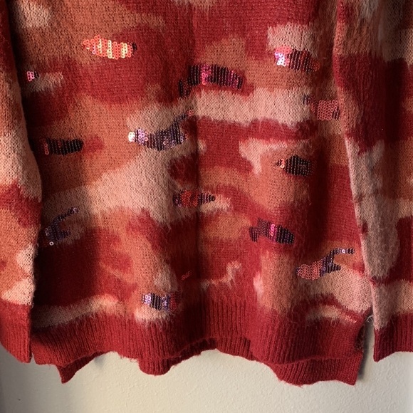 LOGO LAVISH BY LORI GOLDSTEIN Oversized Rust Sequin Long Sleeve Camo Sweater - Picture 8 of 11